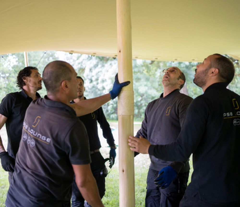 equipe-psb-montage-tente nomade.webp