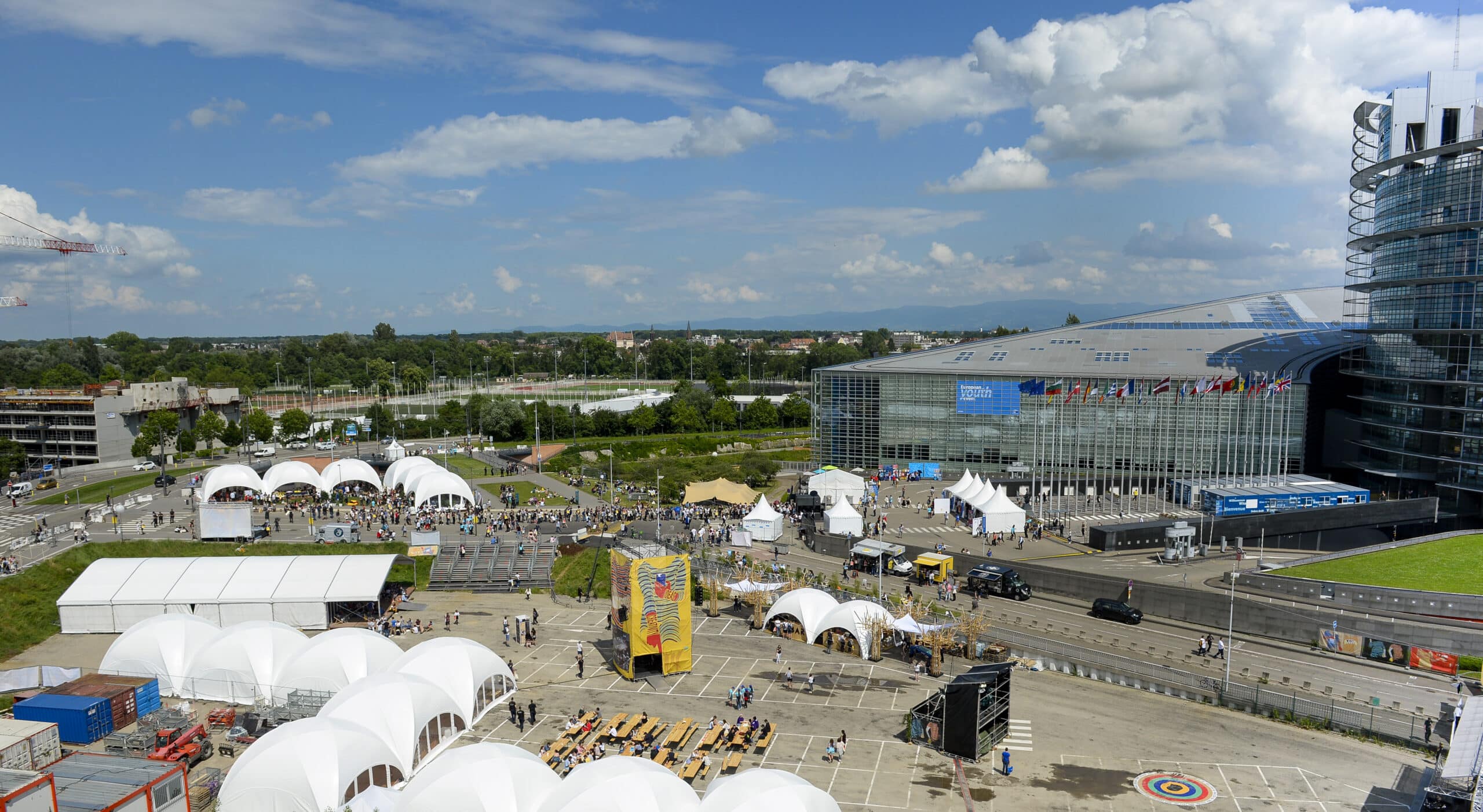 FORUM EUROPÉEN DE LA JEUNESSE