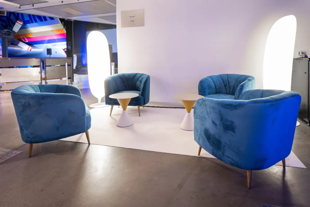 psb-lounge-agence-evenementielle-toulouse-occitanie-réalisations-soirée-entreprise-anniversaire-aeroscopia-salon