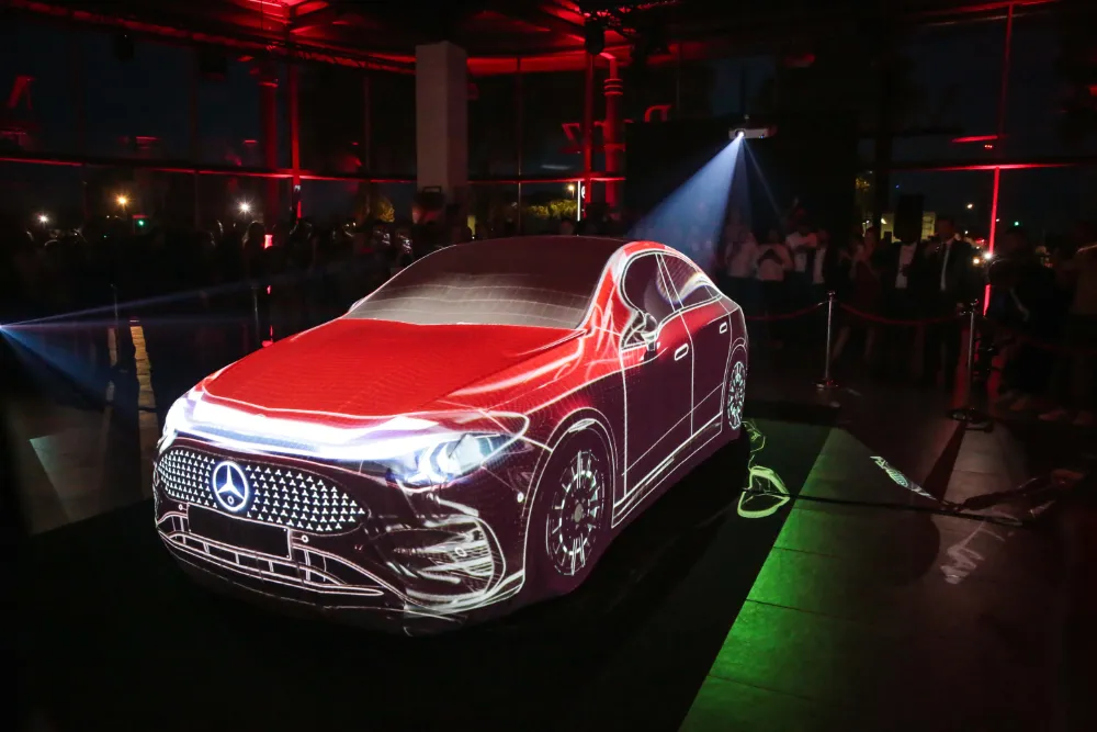 psb-lounge-agence-evenementielle-toulouse-location-materiel-evenement-occitanie-lancement-cla-electrique-mercedes-toulouse-21