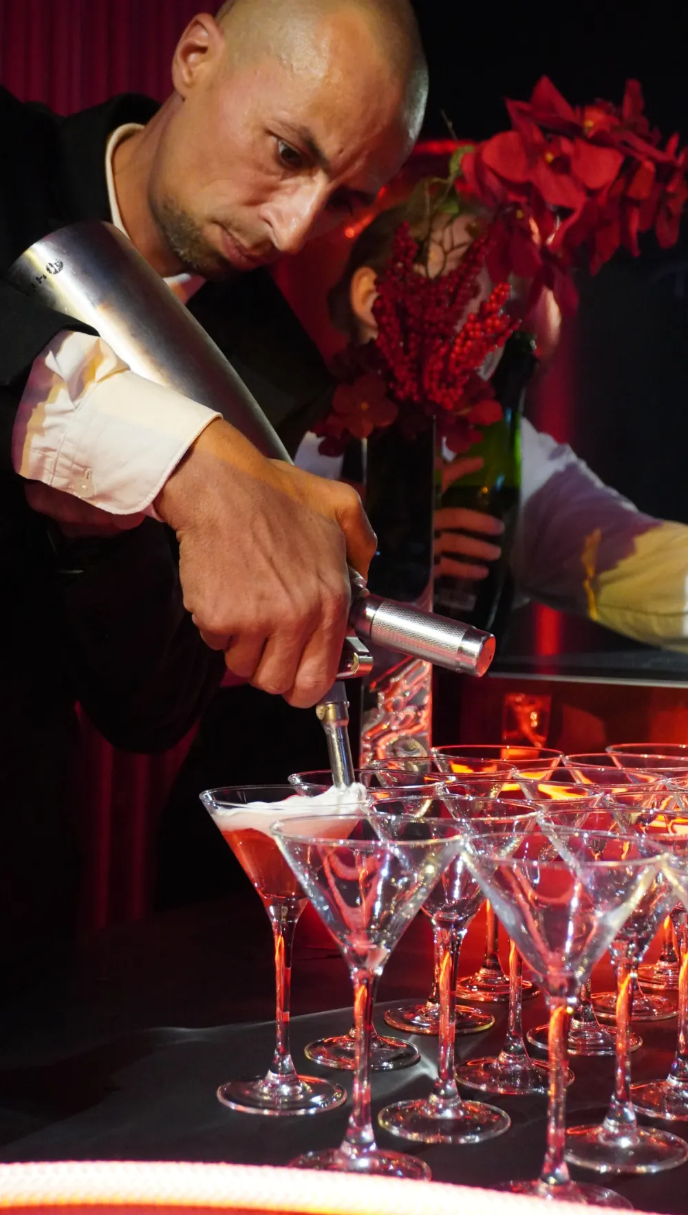 psb-lounge-agence-evenementielle-toulouse-location-materiel-evenement-occitanie-lancement-cla-electrique-mercedes-toulouse-5