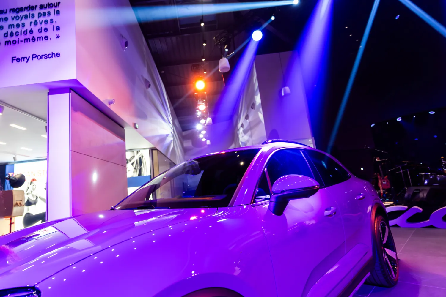 psb-lounge-agence-evenementielle-toulouse-location-materiel-evenement-occitanie-lumière-ambiance-audiovisuel-12