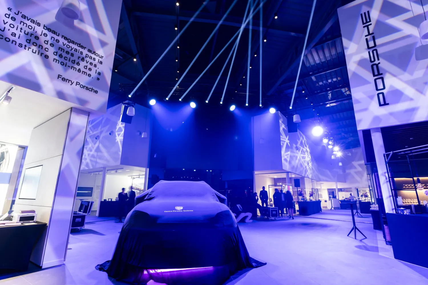 psb-lounge-agence-evenementielle-toulouse-location-materiel-evenement-occitanie-lumière-ambiance-audiovisuel