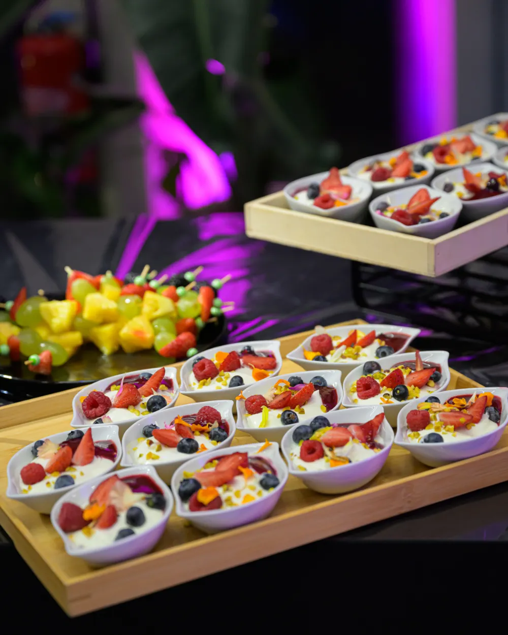 Espace de repas de Noël d'entreprise aménagé par PSB Lounge à Toulouse